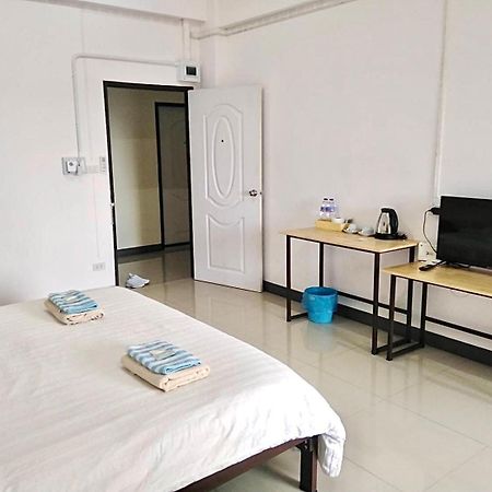 My Home Hotel - Phutthamonthon 4 Road, Near Mahidol University Salaya Ban Krathum Lom Exteriér fotografie